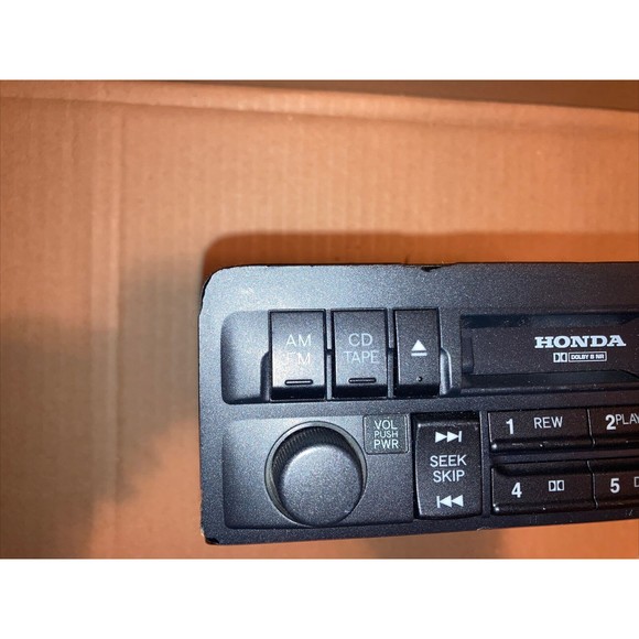 2001-2005 Honda Civic AM FM Radio Cassette Player Part Number 39100-S5A-A110-M1 - Picture 3 of 12